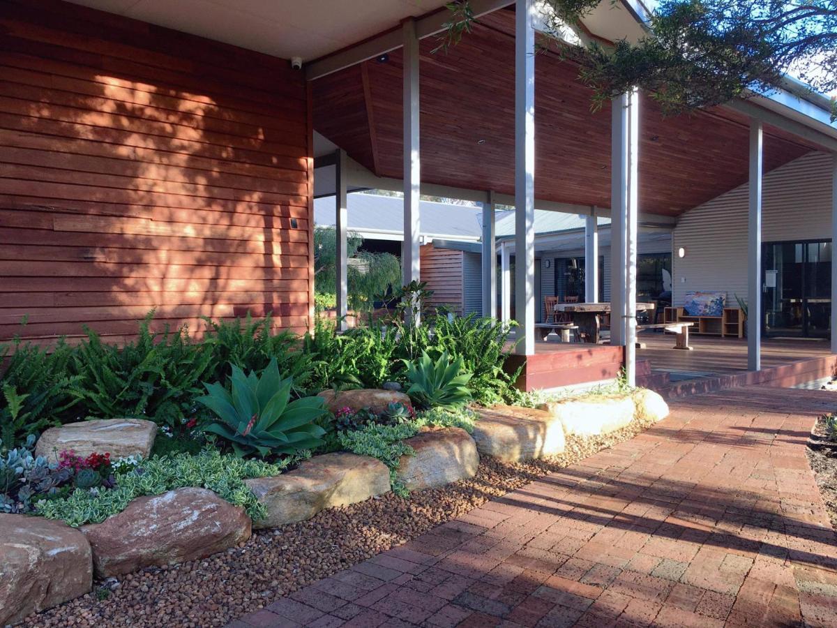 Grape Juice Retreat Rustic Romantic Gateway 5Mins To Beaches & Town Margaret River Exterior photo