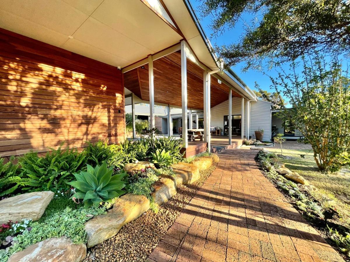 Grape Juice Retreat Rustic Romantic Gateway 5Mins To Beaches & Town Margaret River Exterior photo