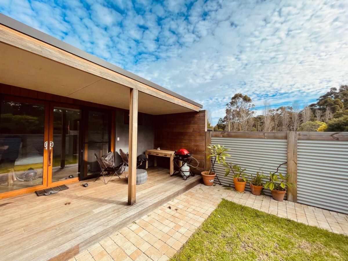 Grape Juice Retreat Rustic Romantic Gateway 5Mins To Beaches & Town Margaret River Exterior photo