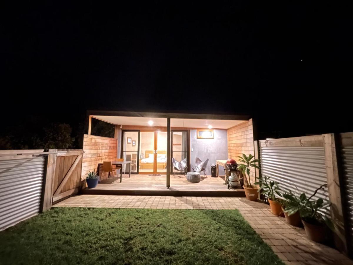 Grape Juice Retreat Rustic Romantic Gateway 5Mins To Beaches & Town Margaret River Exterior photo