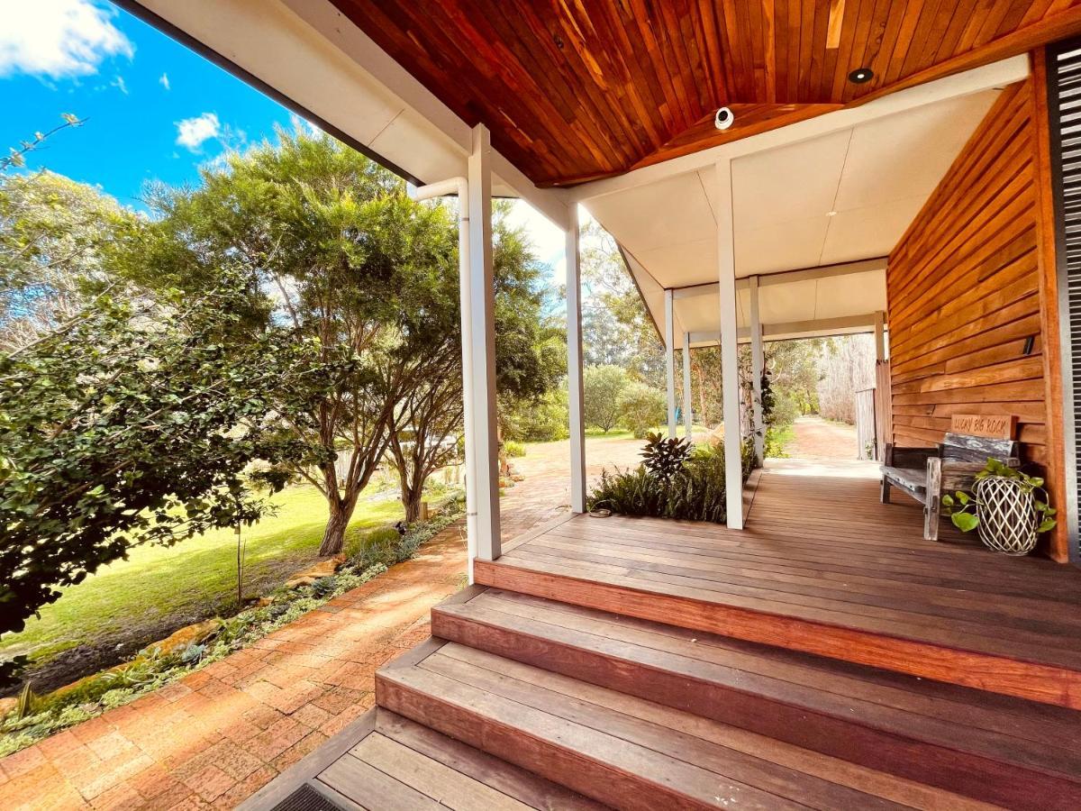 Grape Juice Retreat Rustic Romantic Gateway 5Mins To Beaches & Town Margaret River Exterior photo