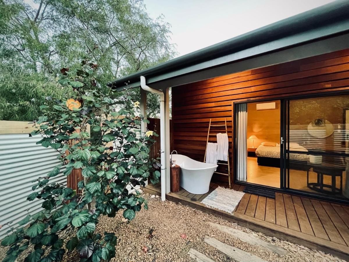 Grape Juice Retreat Rustic Romantic Gateway 5Mins To Beaches & Town Margaret River Exterior photo